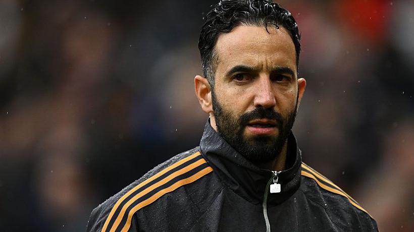 آموریم به سه سال زمان در منچستریونایتد نیاز دارد – سخنان رادکلیف